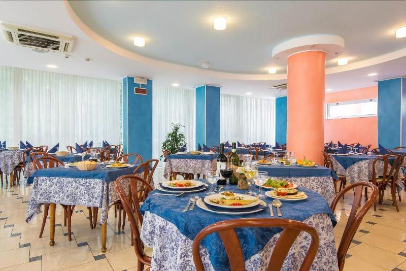 Hotel Ervill Rimini Luaran gambar