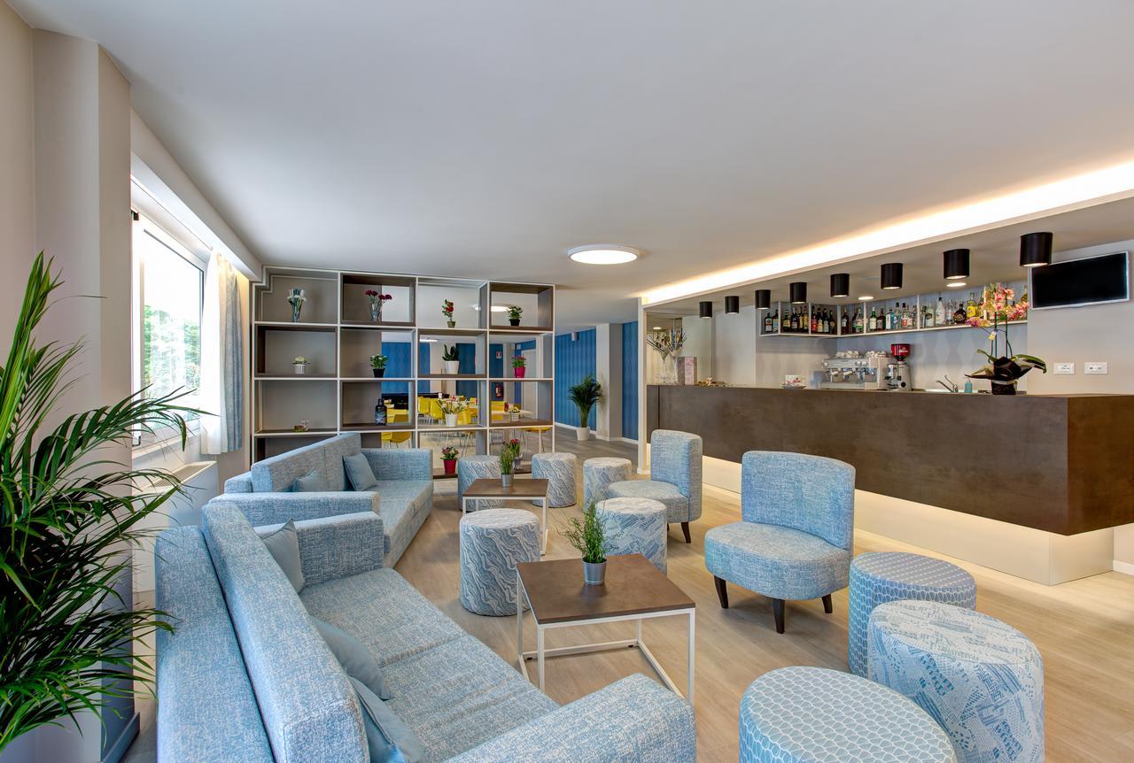 Hotel Ervill Rimini Luaran gambar