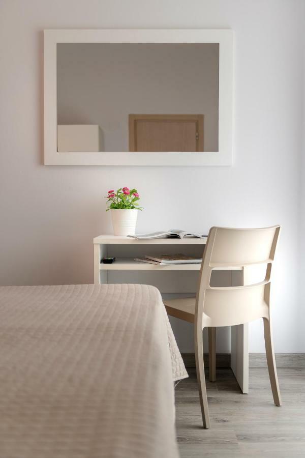 Hotel Ervill Rimini Luaran gambar